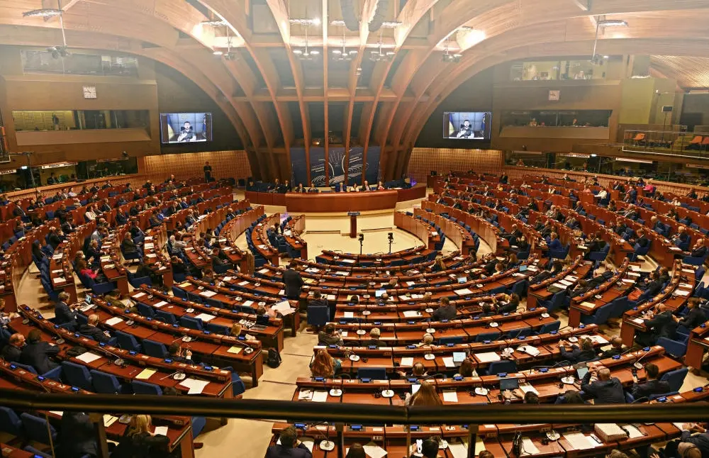 Wolodymyr Selenskyj im Europarat Wolodymyr Selenskyj spricht via Videoschalte zum Europarat