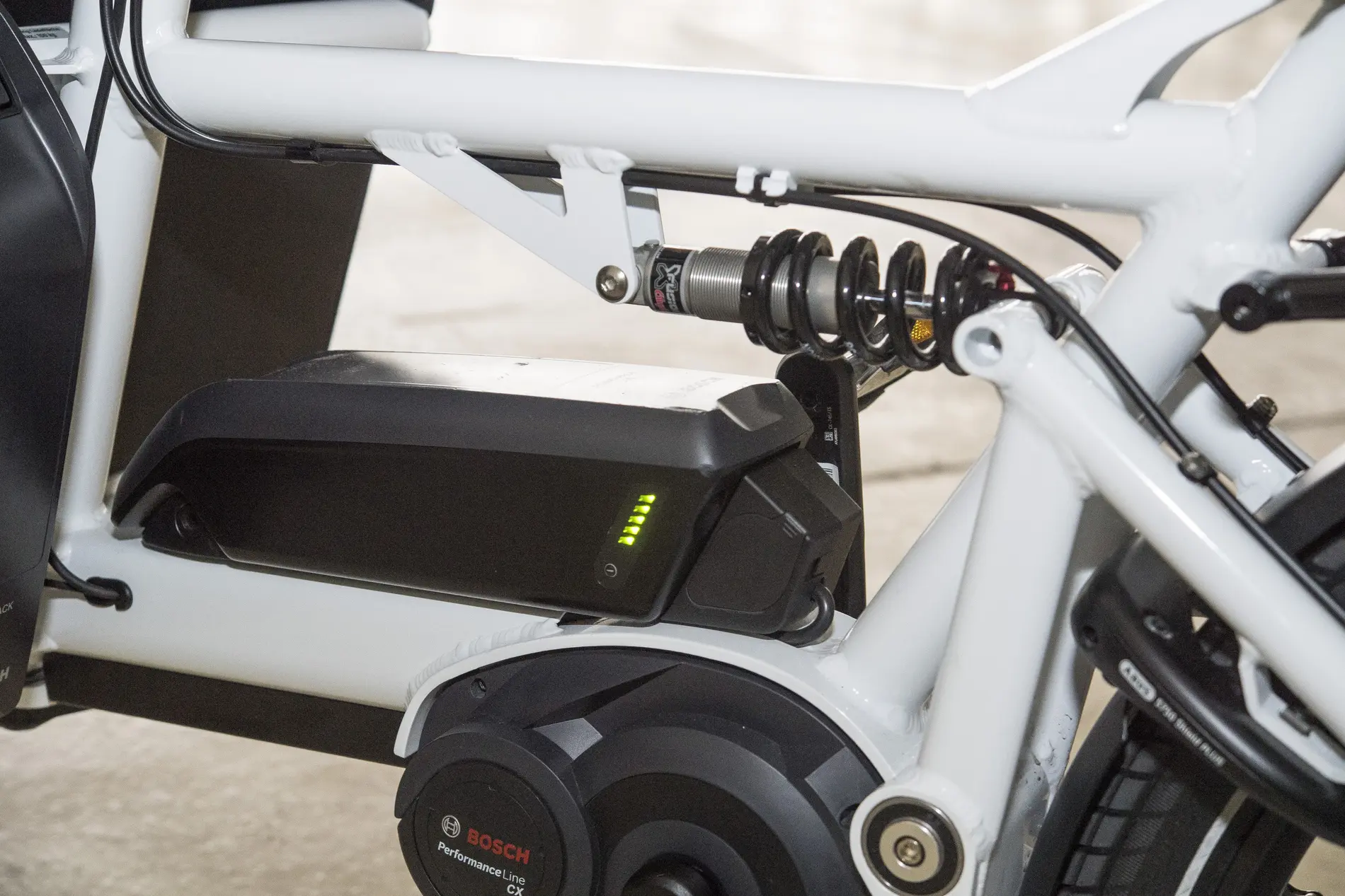 Akku und Elektroantrieb von Bosch am Lastenfahrrad