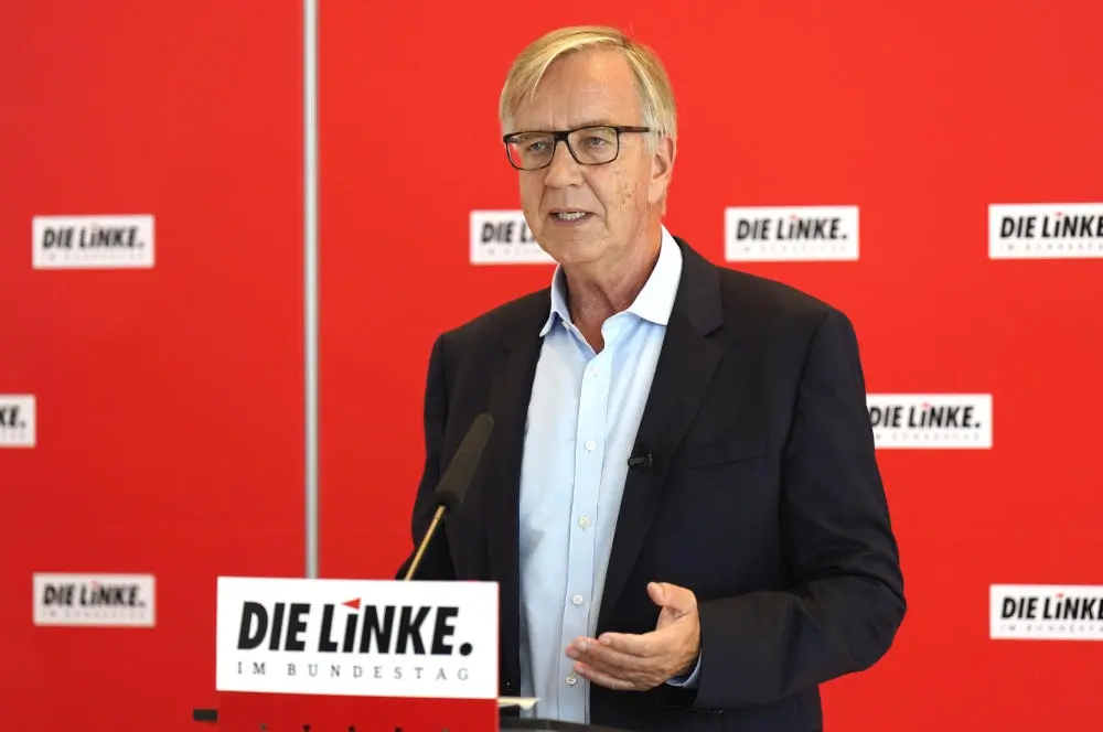 Dietmar Bartsch bei einem Pressestatement Dietmar Bartsch bei einem Pressestatement