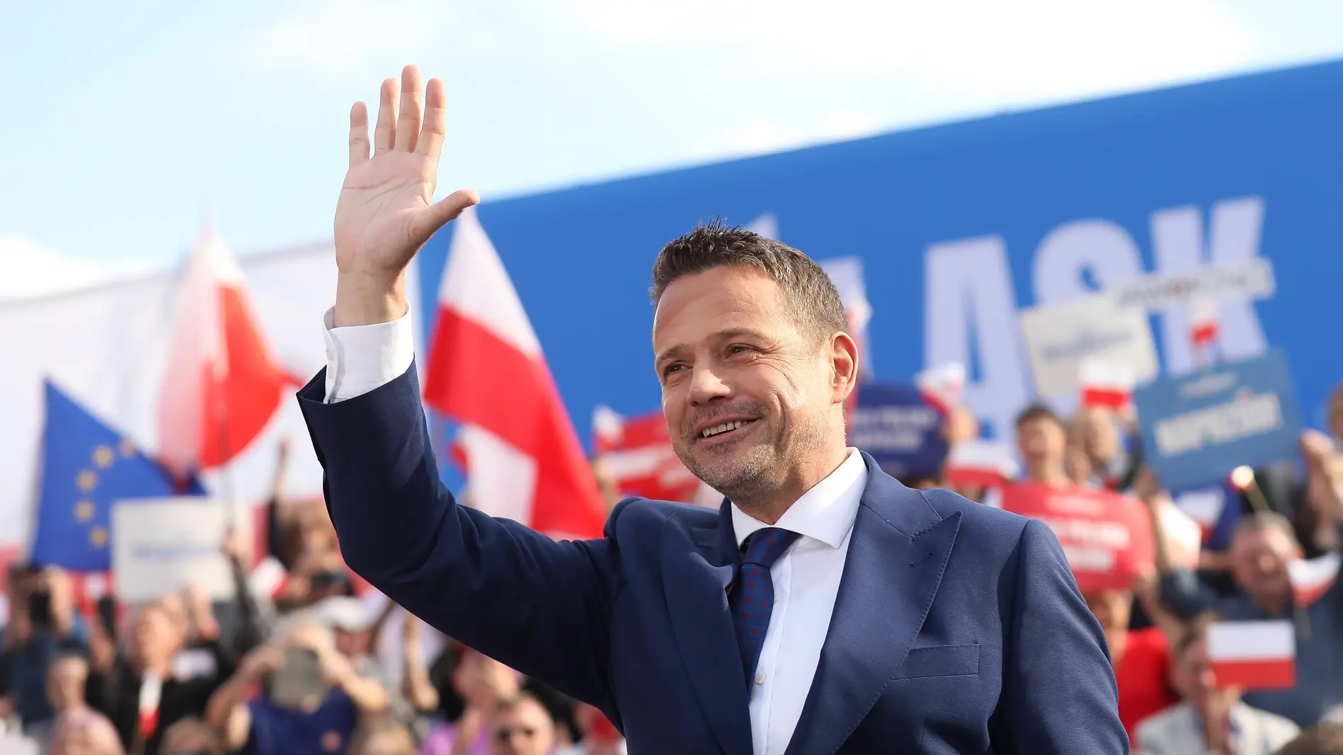 Rafal Trzaskowski Rafal Trzaskowski winkt
