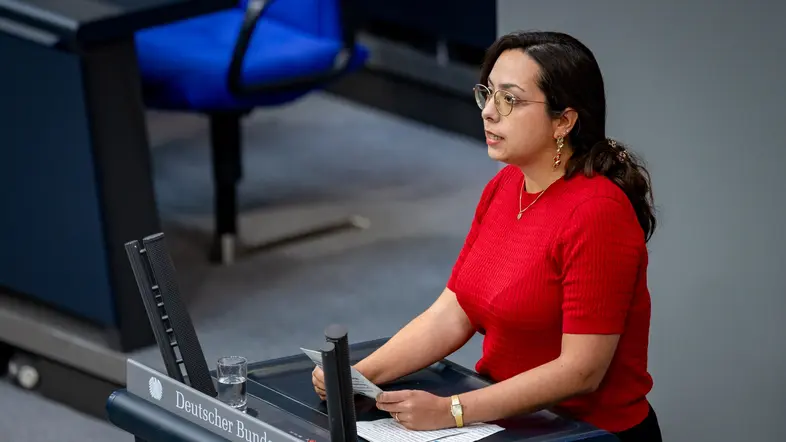 Tamara Mazzi am Rednerpult