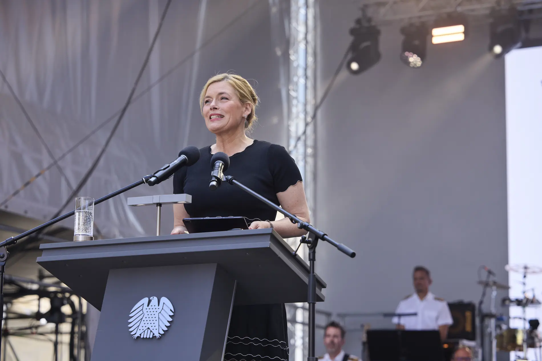 Bundestagspräsidentin Julia Klöckner beim Veteranentag Bundestagspräsidentin Julia Klöckner beim Veteranentag