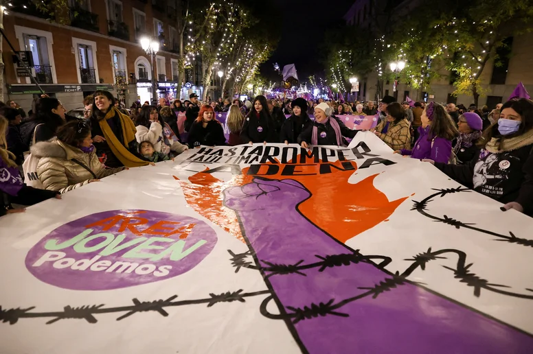 Demonstrationen in Madrid gegen Gewalt an Frauen