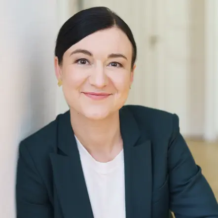 Paula Piechotta im Porträt.