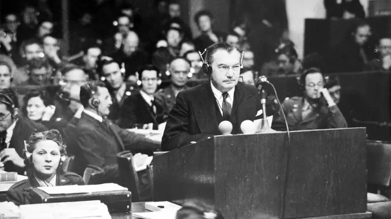 Chefankläger Robert H. Jackson während der Verhandlung im Gerichtssaal 