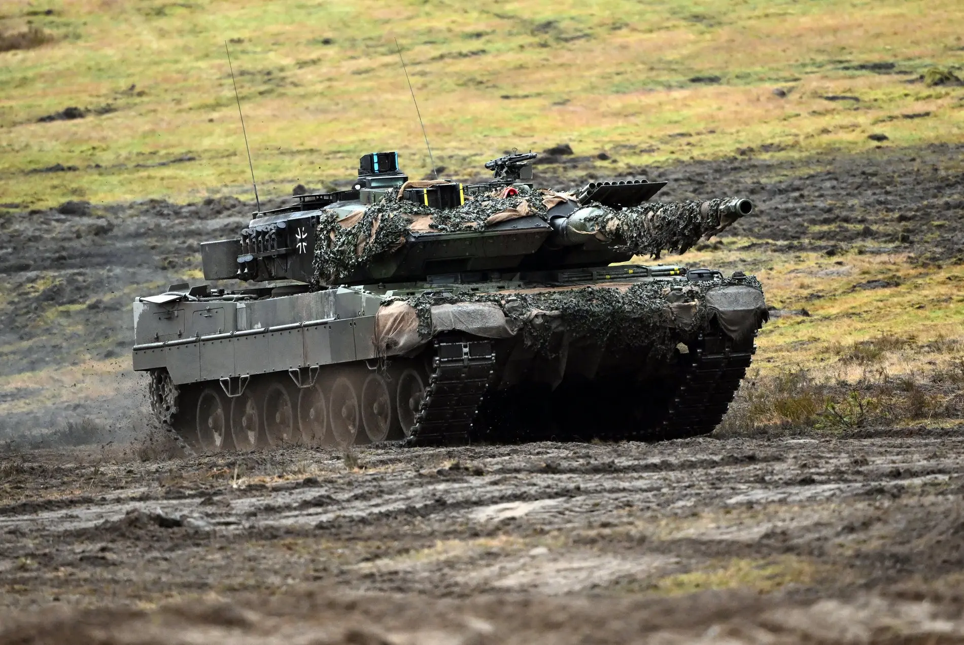 Leopard 2A6 Kampfpanzer des Panzerbataillon 203.