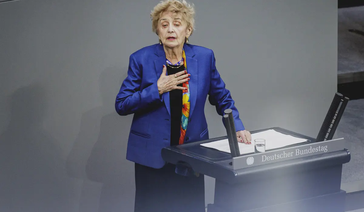 Gedenkstunde anlässlich des Tags des Gedenkens an die Opfer des Nationalsozialismus. Holocaust-Überlebende Tova Friedman während ihrer Rede.