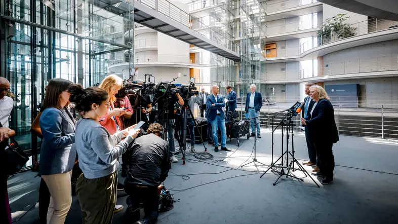Pressestatement der AfD im Paul-Löbe-Haus