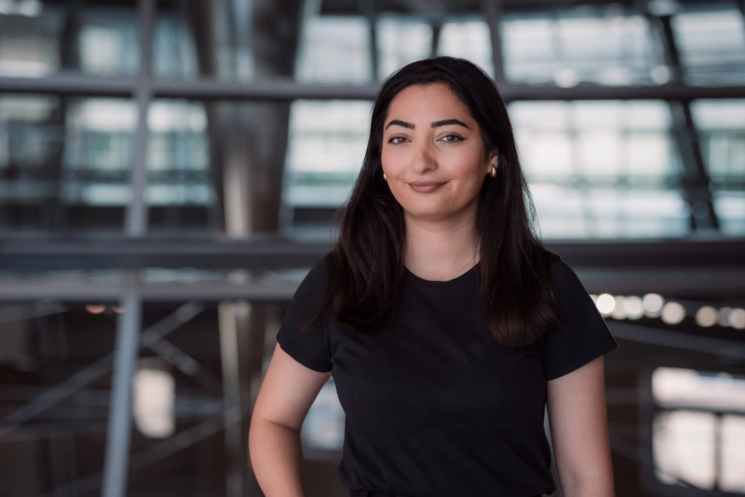 Porträtfotos von Reem Alabali Radovan