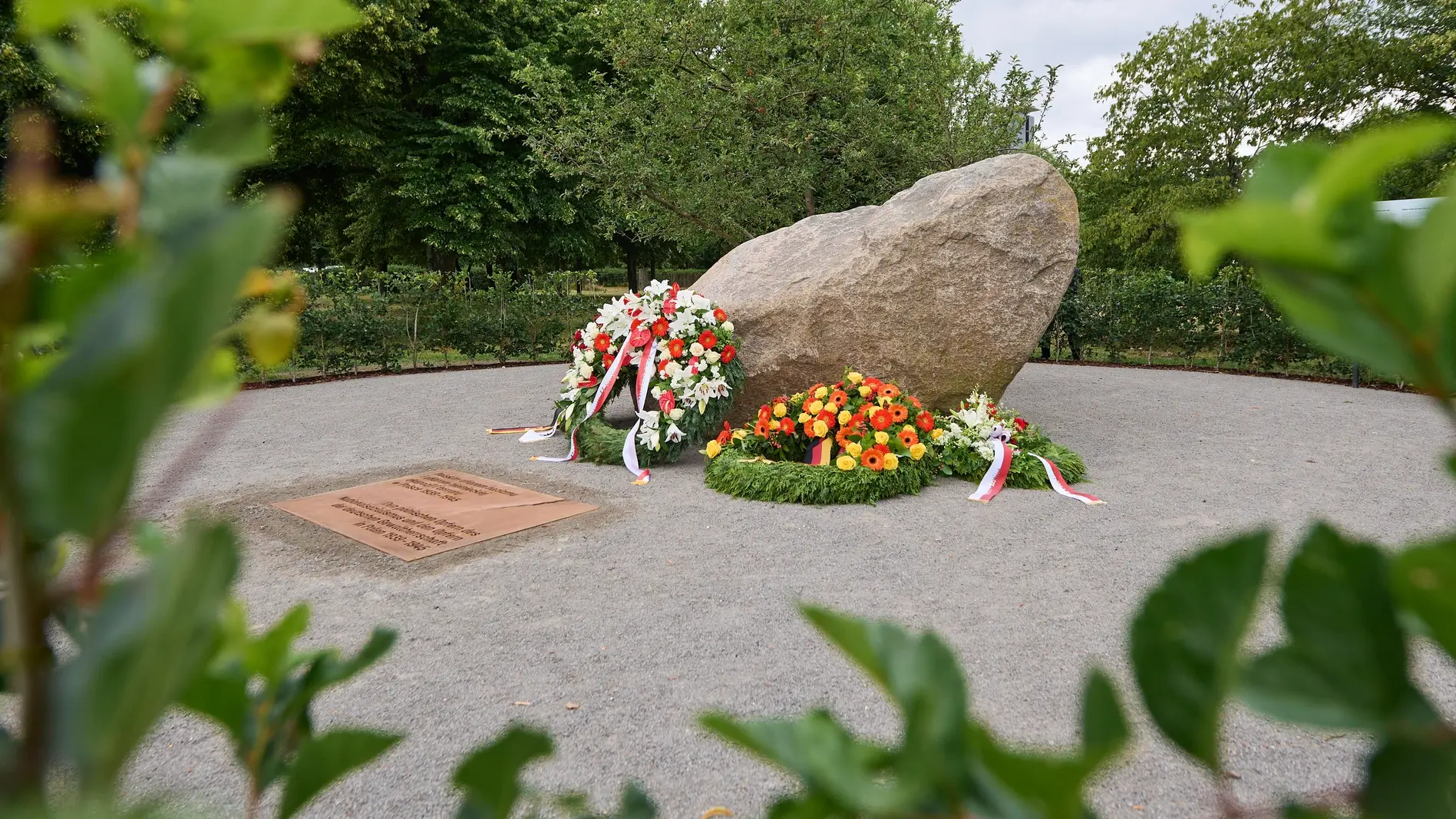 Temporärer Gedenkort für die Opfer der deutschen Besatzung Polens im Zweiten Weltkrieg. 