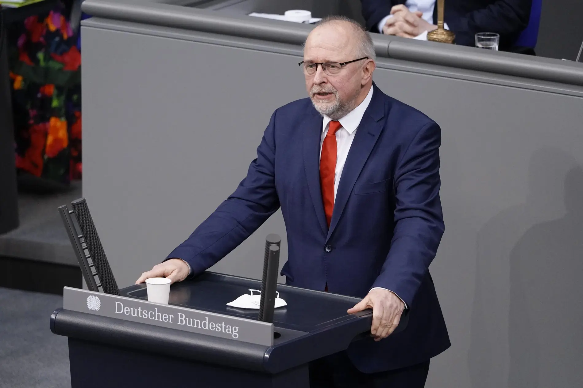 Axel Schäfer (SPD) Axel Schäfer hält im Deutschen Bundestag eine Rede.