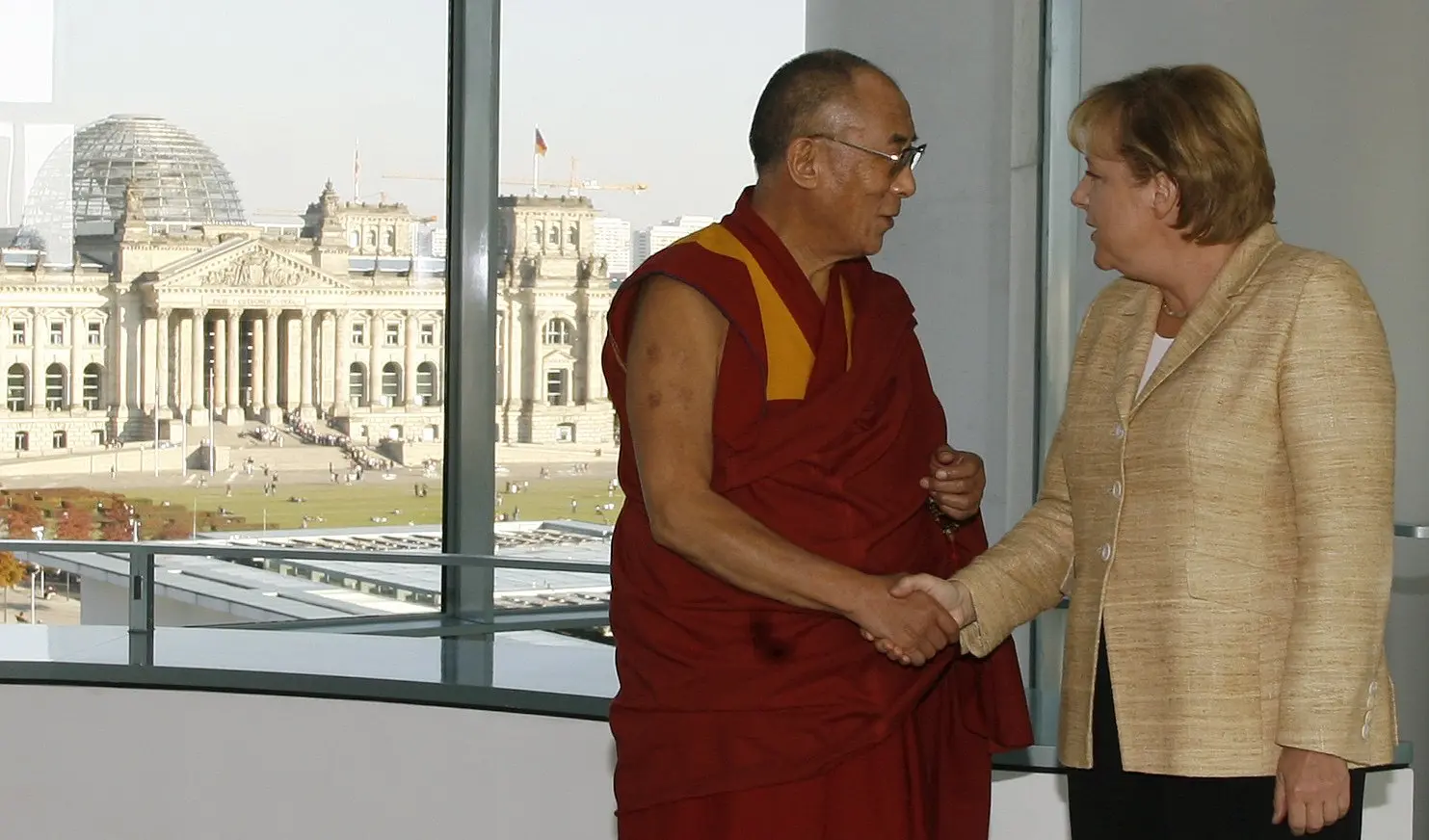 Bundeskanzlerin Merkel empfängt den Dalai Lama