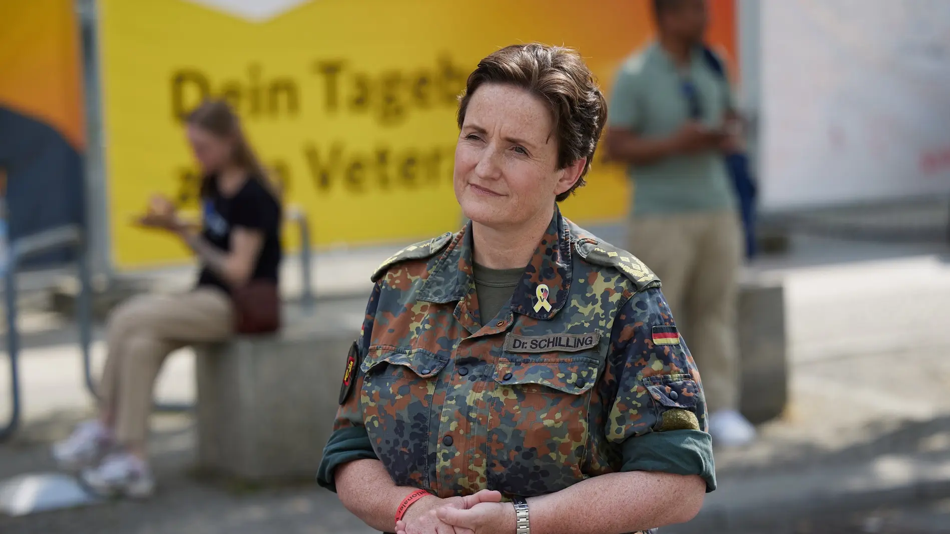 Mehr zum Thema "Wir brauchen mehr Frauen bei der Bundeswehr"
