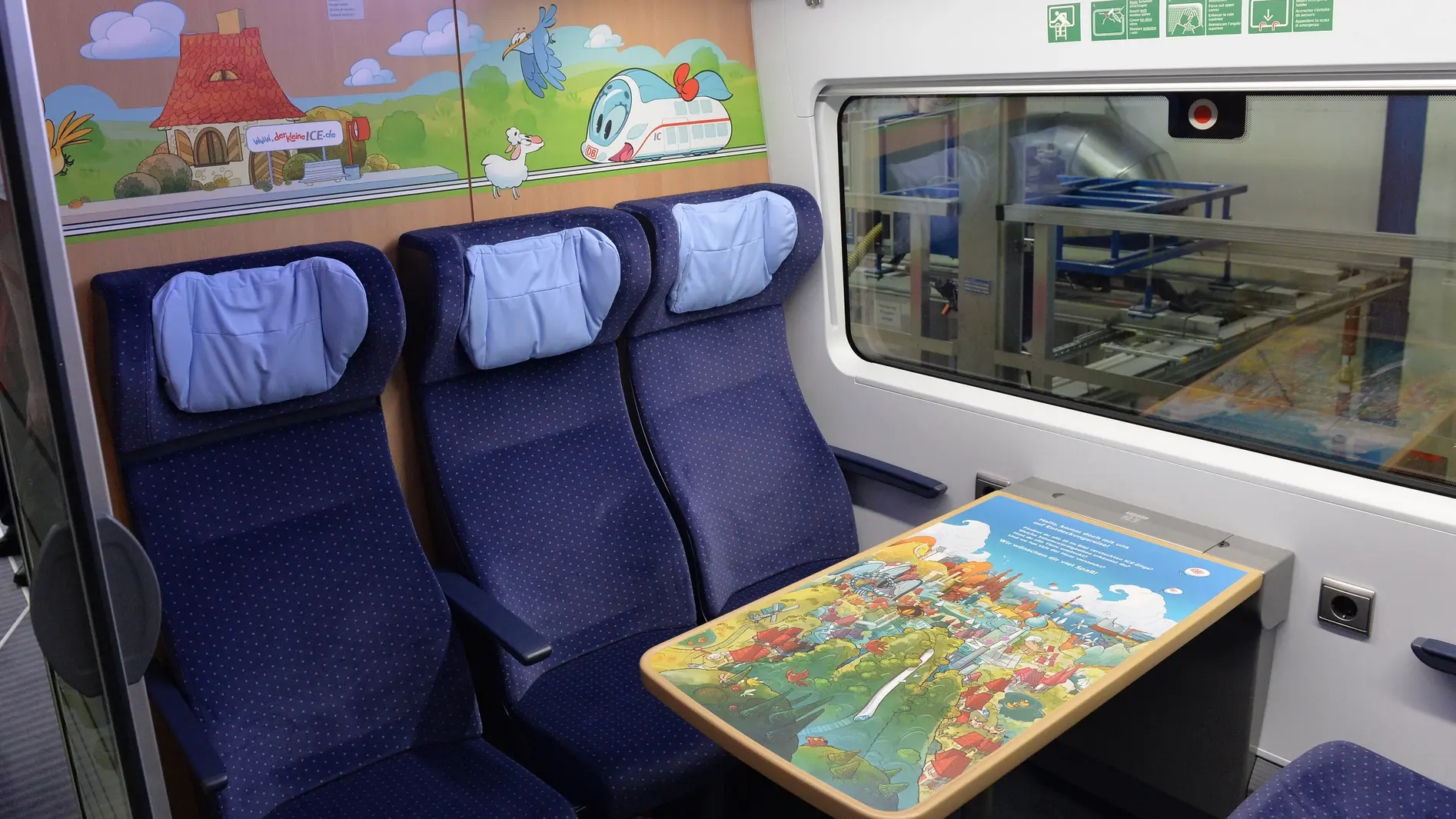 Kinderabteil eines ICE4 Zuges