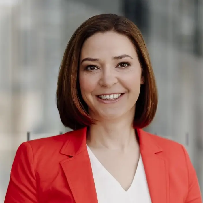 Yvonne Magwas Yvonne Magwas im Portrait