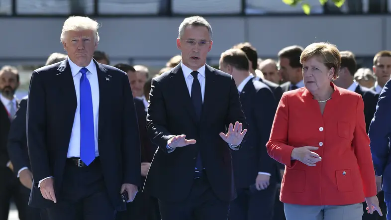 Donald Trump, Jens Stoltenberg und Angela Merkel