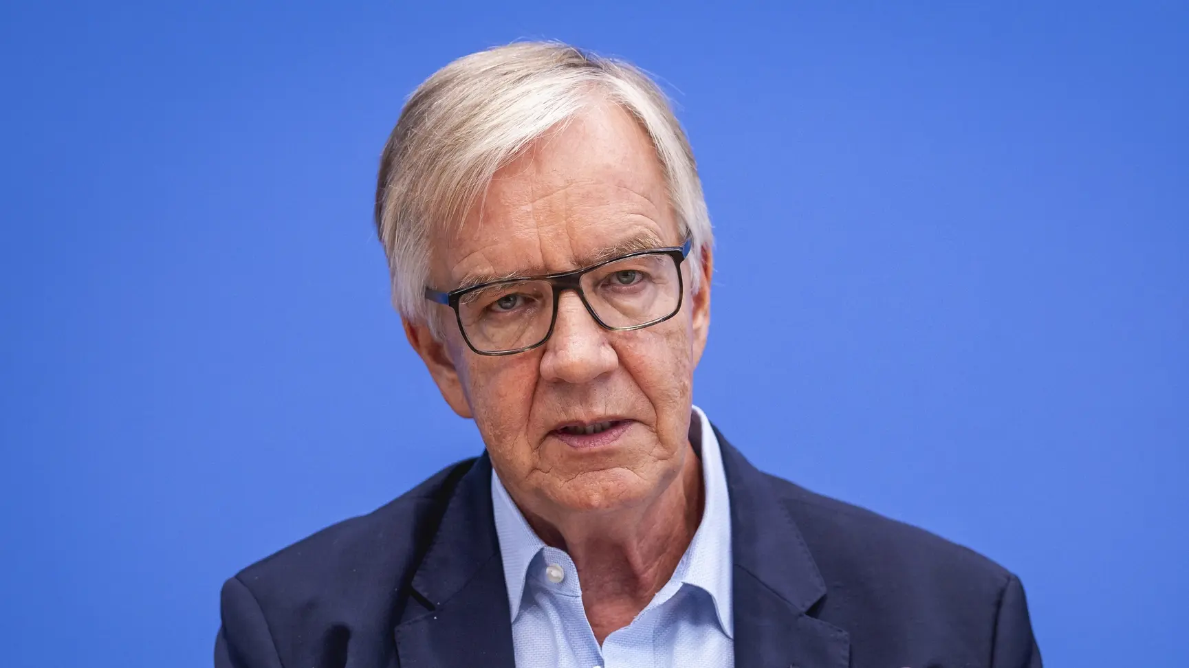 Dietmar Bartsch während einer Pressekonferenz