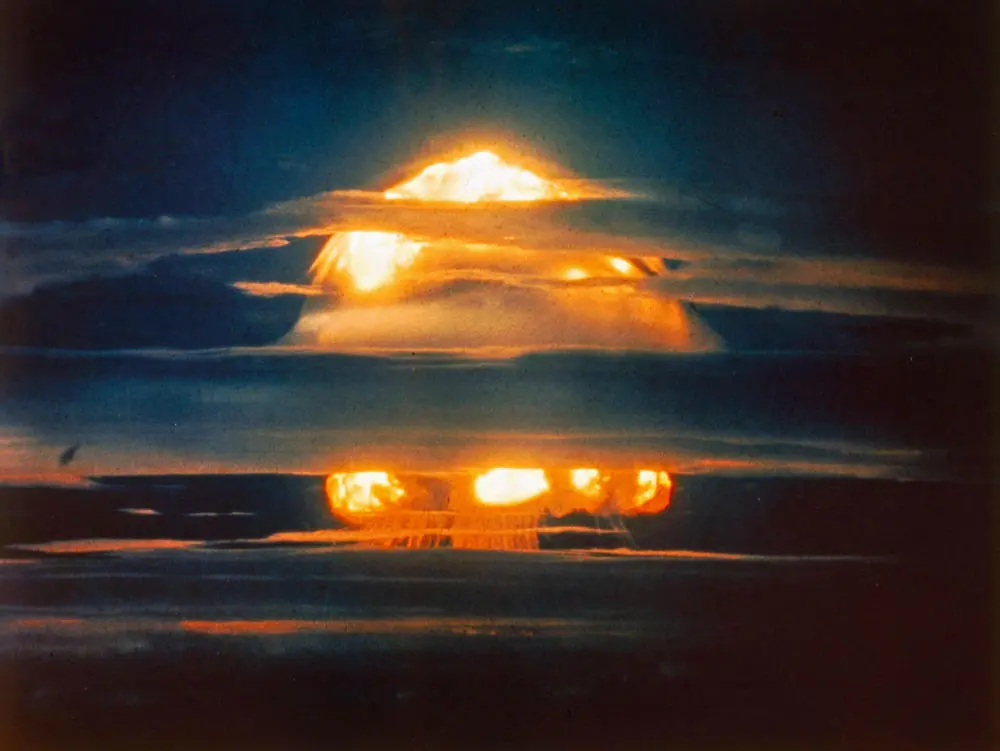 Atompilz über den Marshall-Inseln im Herbst 1952.