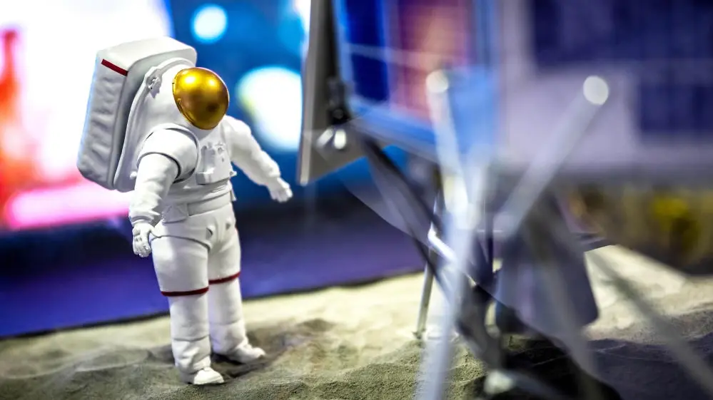 Ministerin Bär will nach den Sternen greifen