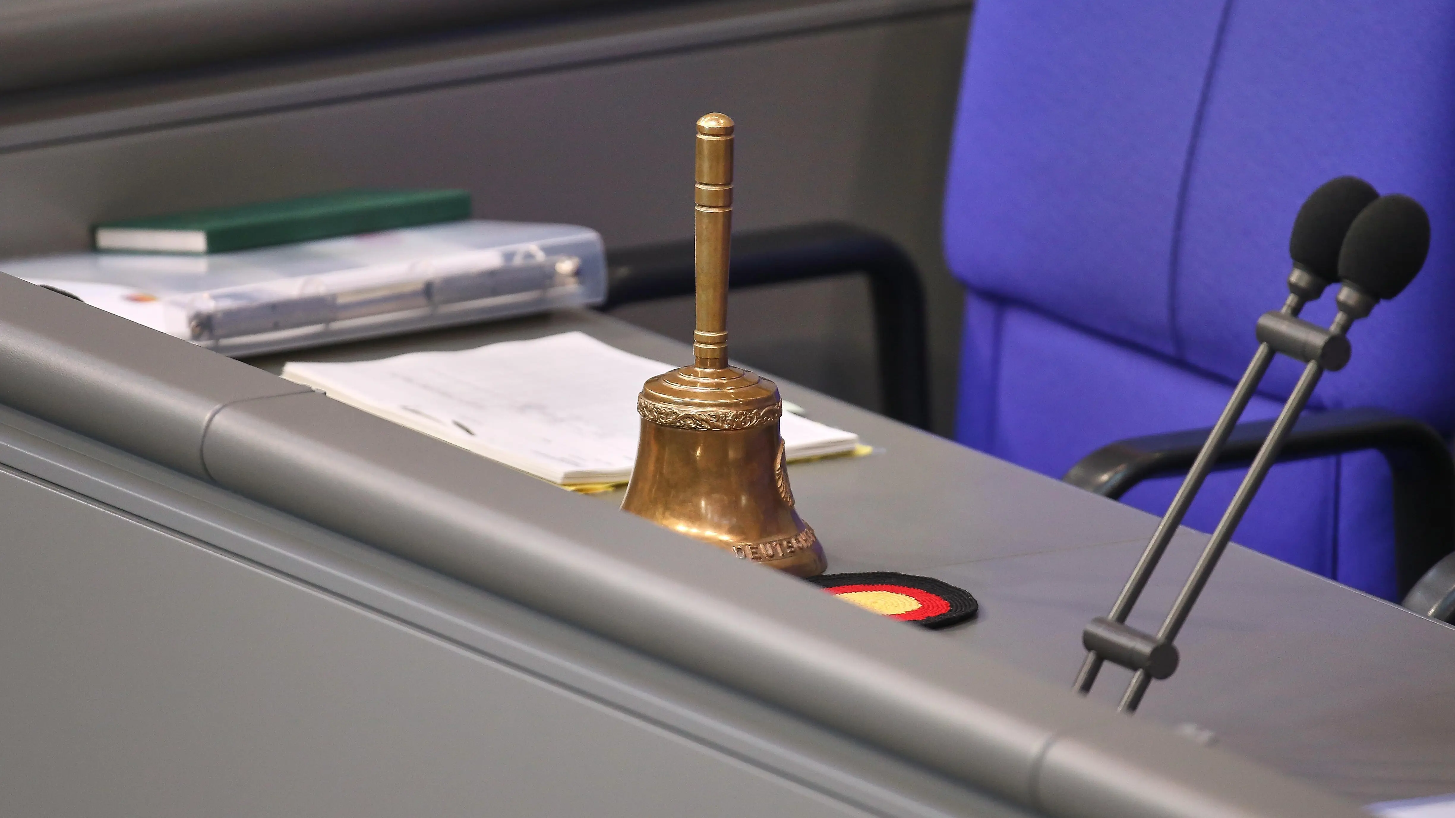 Mehr zum Thema So kann der Bundestag Abgeordnete bestrafen