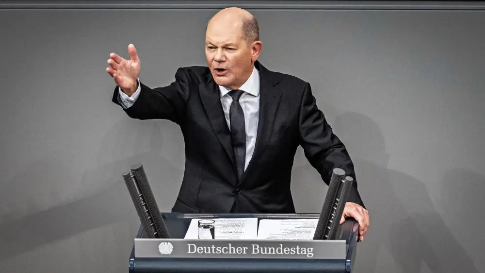 Olaf Scholz am Rederpult