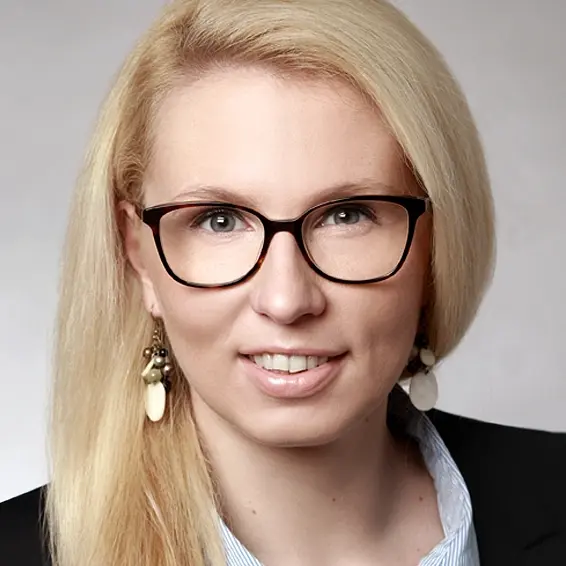 Julia Weigelt Julia Weigelt