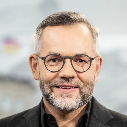 Michael Roth (SPD) Michael Roth im Porträt