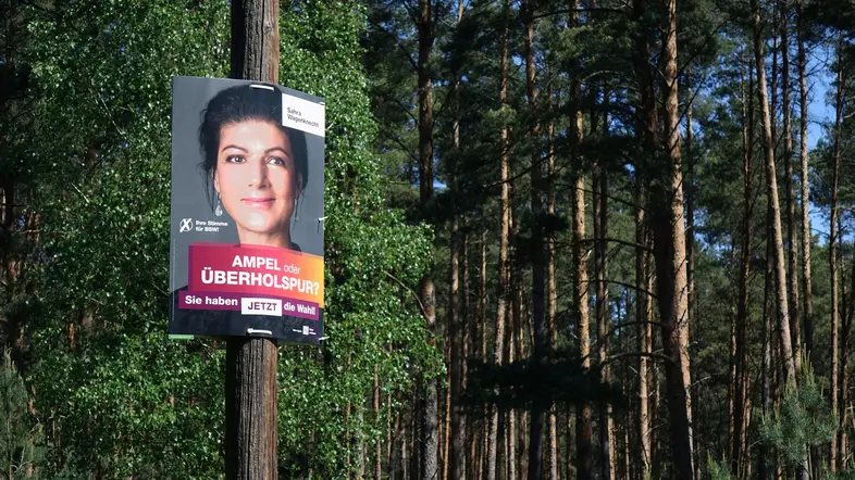 Ein Wahlkplakat mit Sahra Wagenknecht