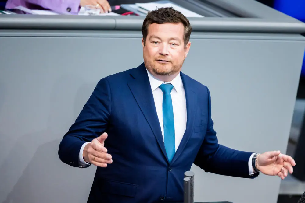 Uli Grötsch (SPD) soll erster Polizeibeauftragter des Bundes werden. Der SPD-Abgeordnete Uli Grötsch spricht im Bundestag.