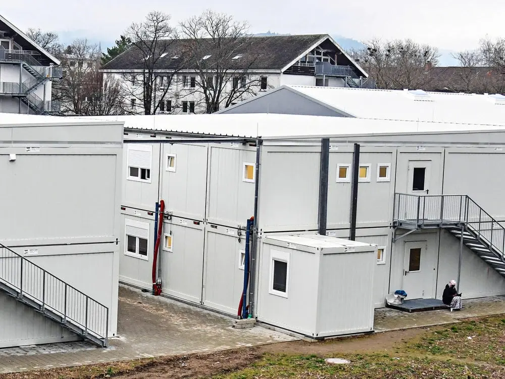 Ein Containerdorf für Geflüchtete Ein Containerdorf für Geflüchtete