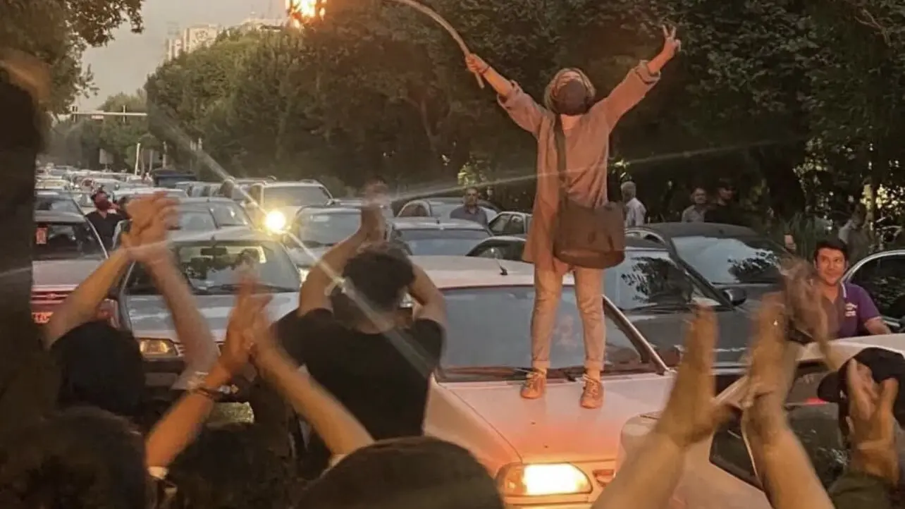 Proteste im Iran nach dem Tod von Jina Mahsa Amini