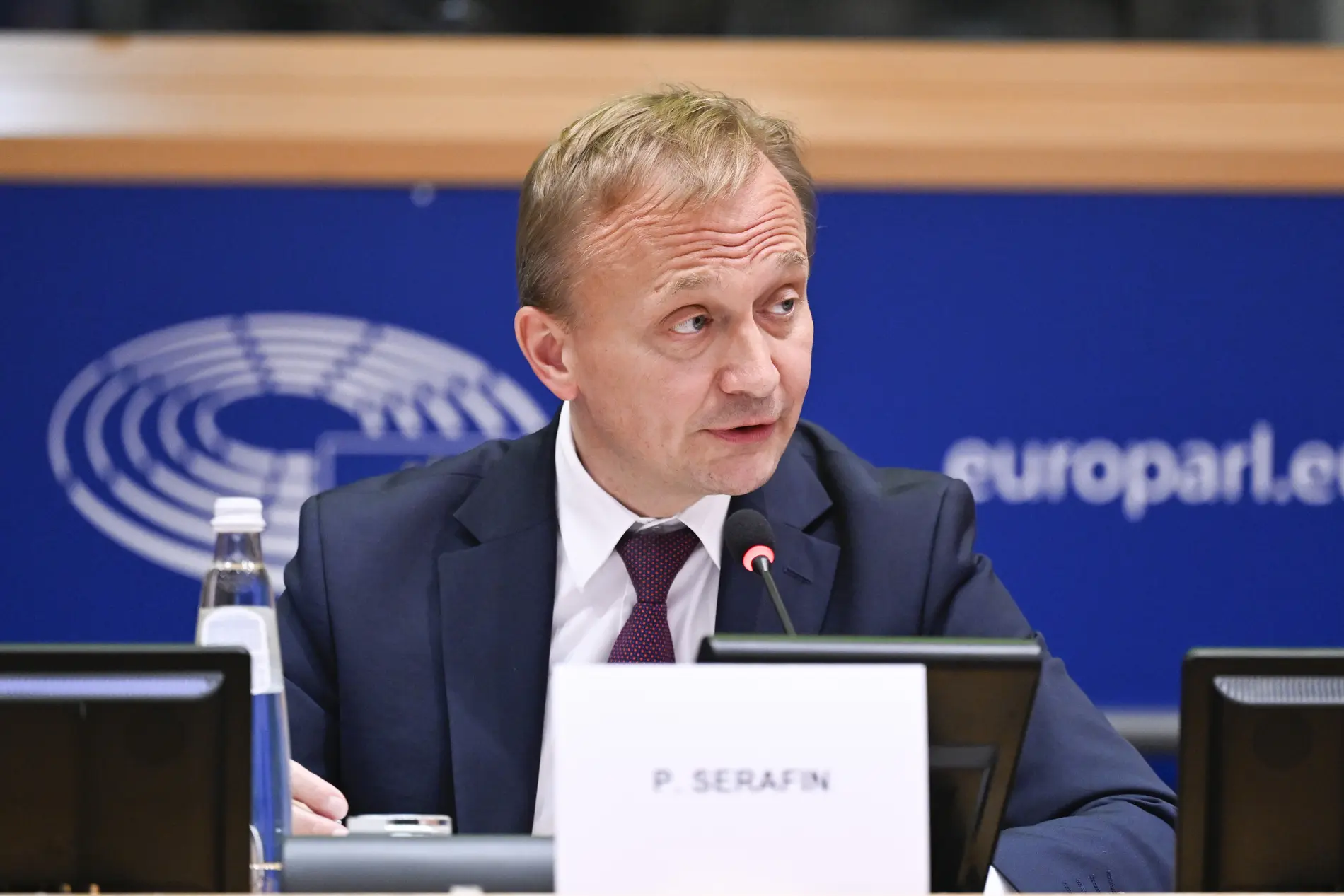Piotr Serafin beim Europäischen Parlament.