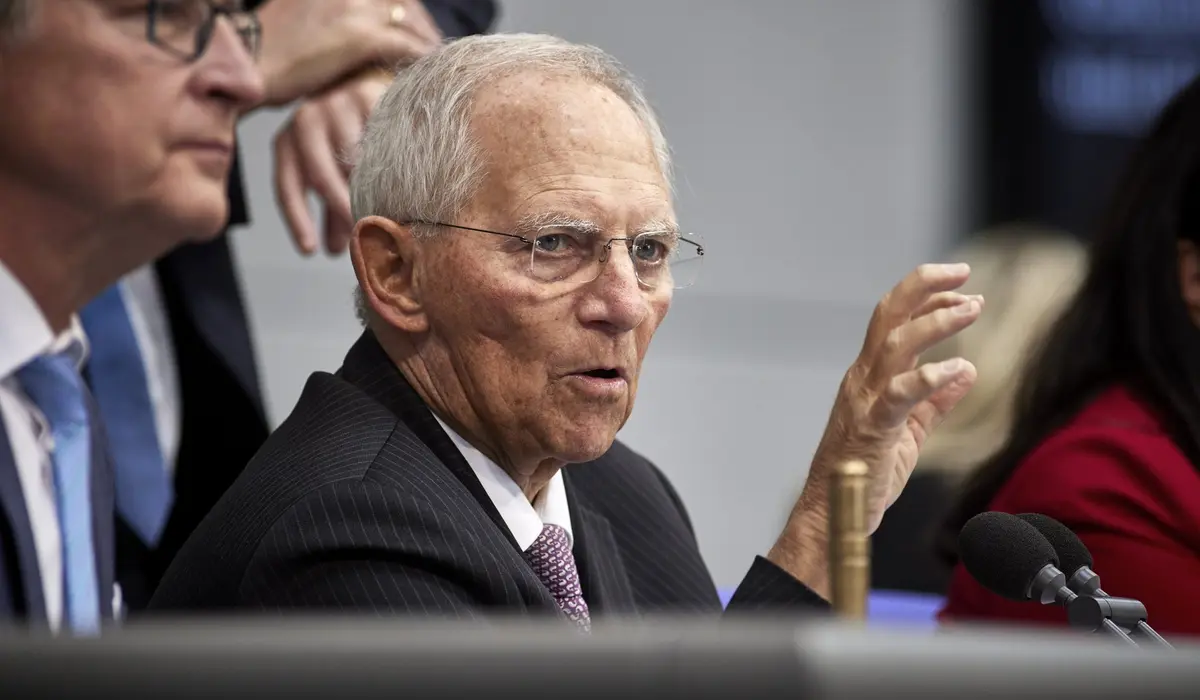 Wolfgang Schäuble redet im Bundestag