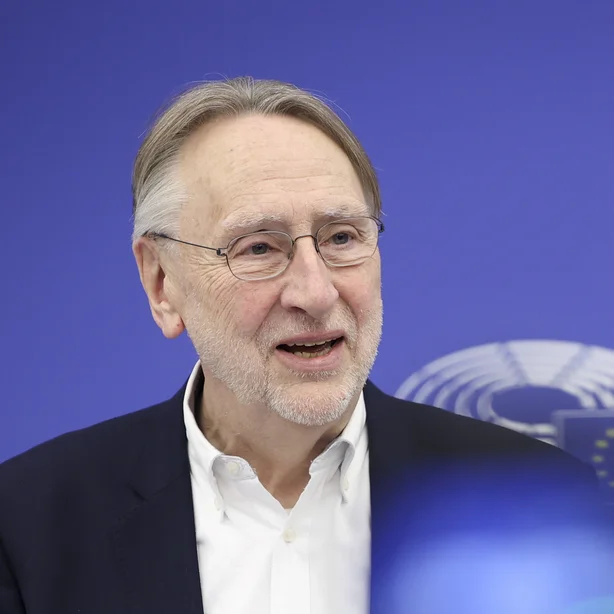 Porträt von Bernd Lange