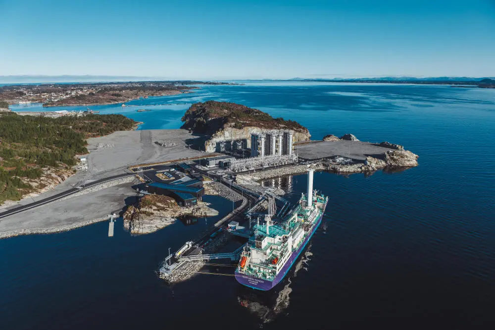 Blick auf eine Speicheranlage nahe der norwegischen Stadt Bergen.